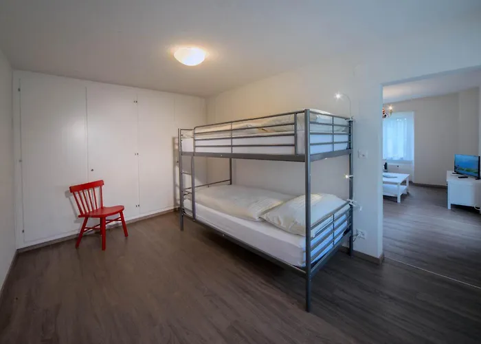 Отель Beausite Budget Unterseen